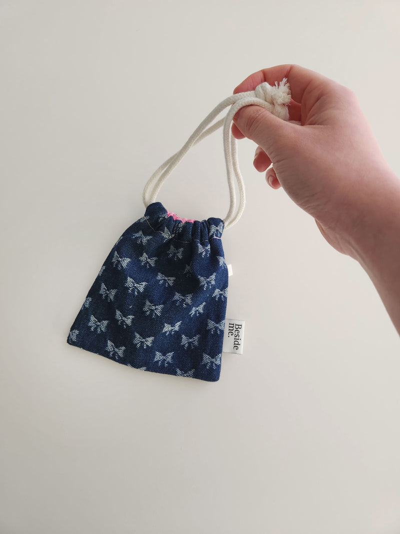 denim ribbon string pouch - deep blue S