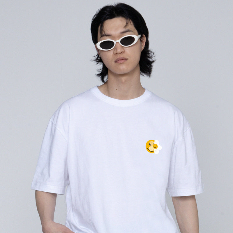 [UNISEX] Small Dot Smile Flower Mix Short Sleeve T-Shirt