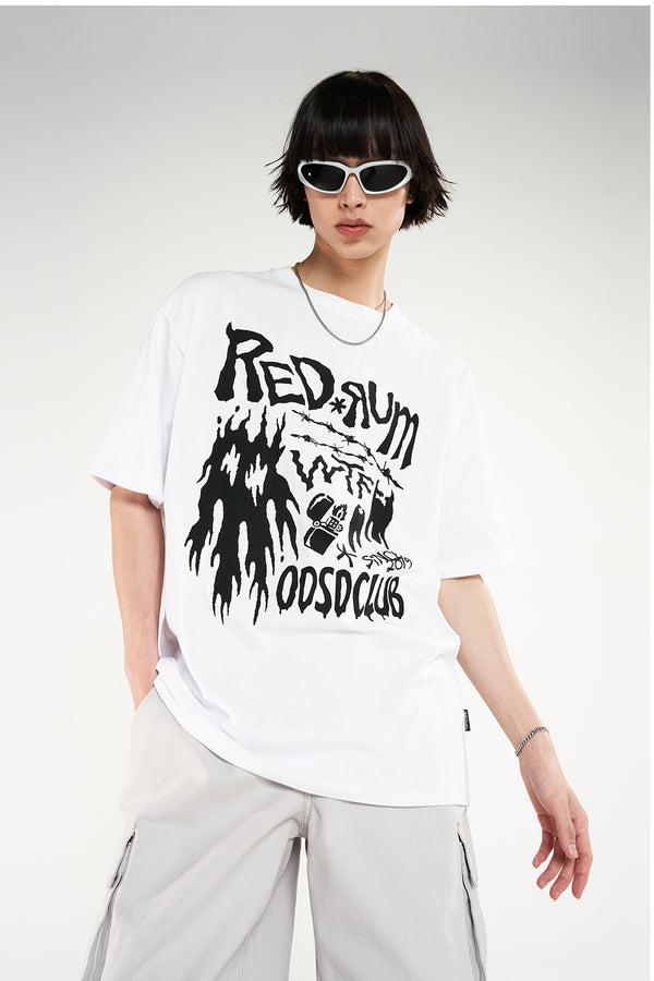 レッドラム グラフィック オーバーフィット Tシャツ / Red Rum Graphic Oversized Fit T-shirt