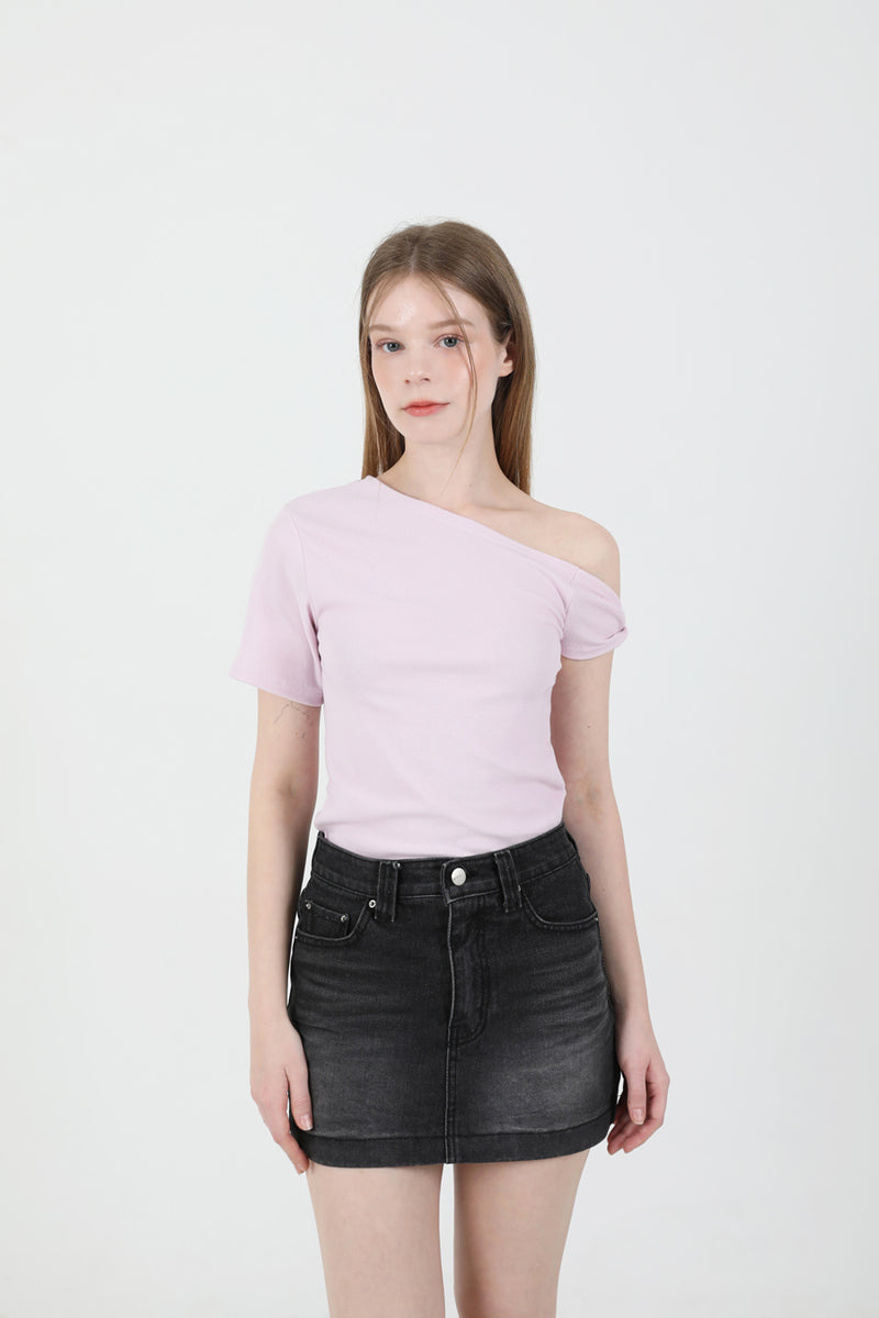Off Shoulder Twist Half-Sleeve T-shirt Pink