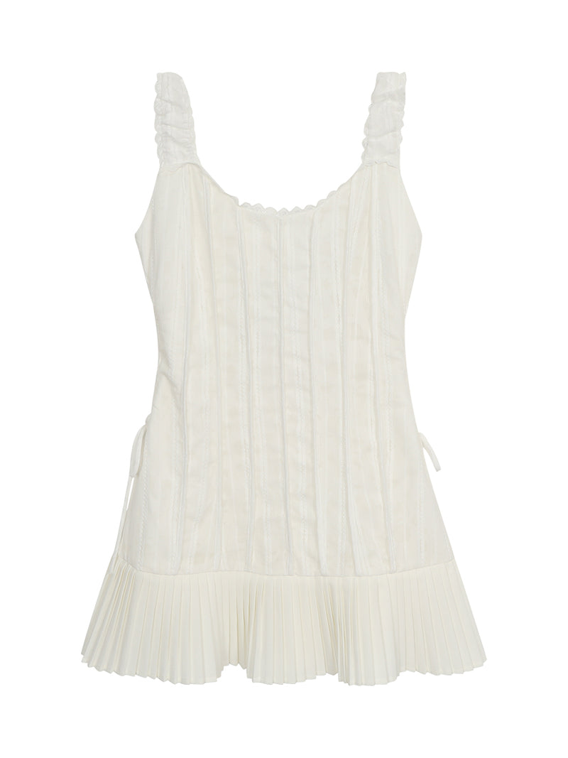 Romantic white sleeveless pleated dress