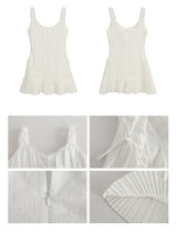 ロマンチックホワイトスリーブレスプリーツドレス