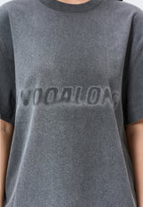 ピグメントレタリンググラフィックTシャツ - CHARCOAL