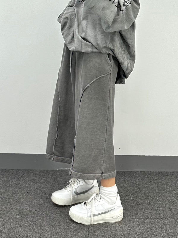 curved pigment pants