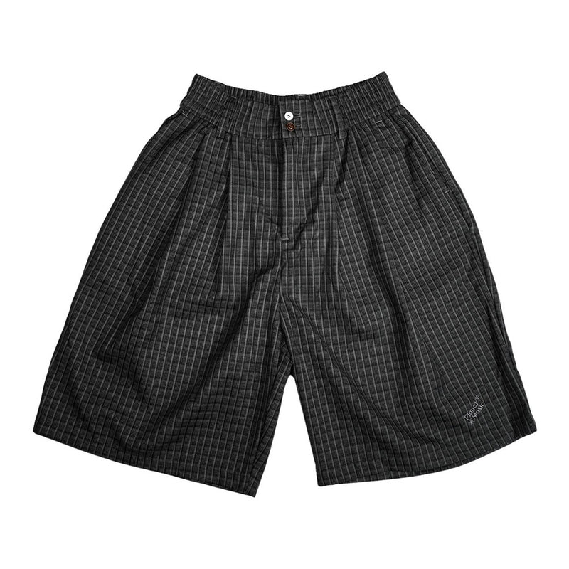 Charcoal gray loose-fitting checkered shorts with a five-part suit design