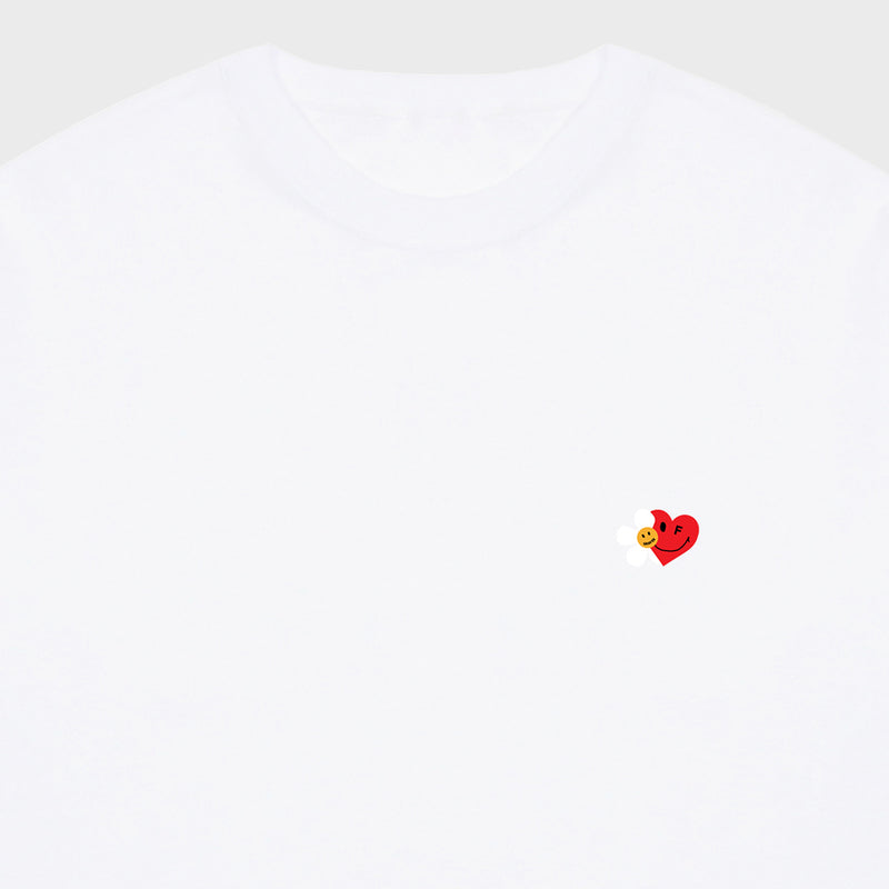 [UNISEX] Flower Heart Half Smile Short Sleeve T-shirt