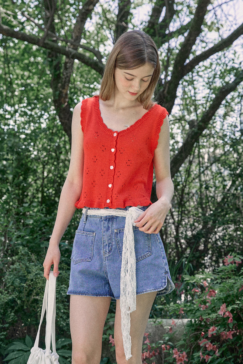 FRILL PUNCHING KNIT VEST (2 COLORS)