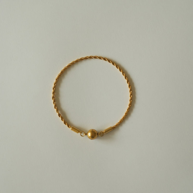 aimant rope chain bracelet