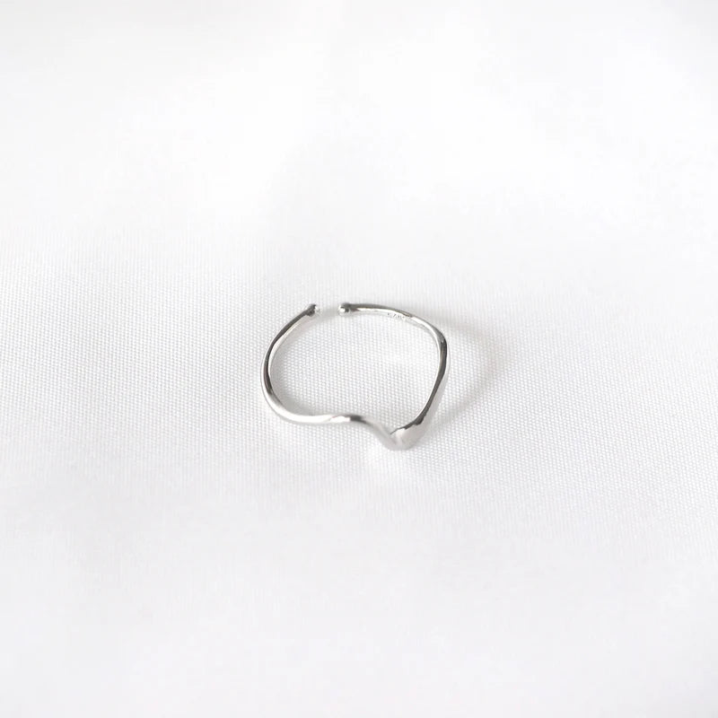 Remy Line Ring