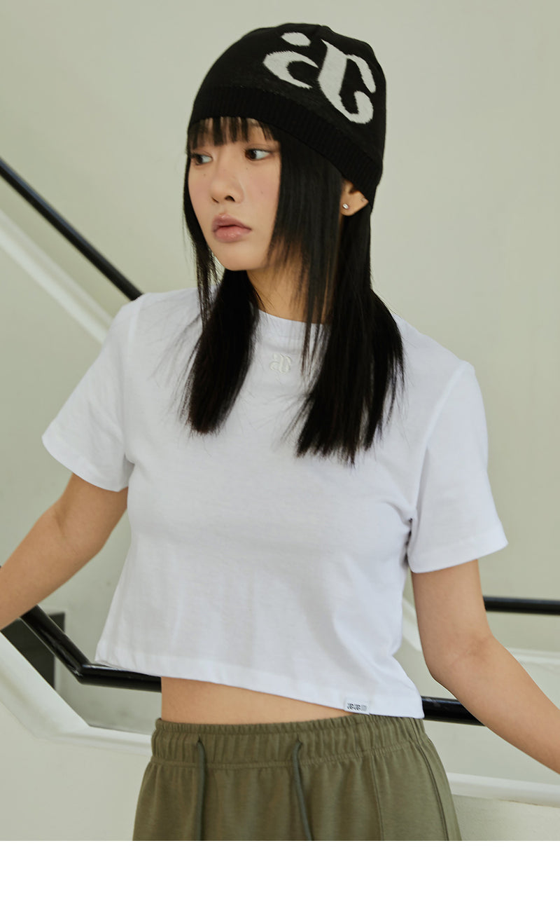 Pigment Logo Embroidery Cropped Short Sleeve T-Shirt white