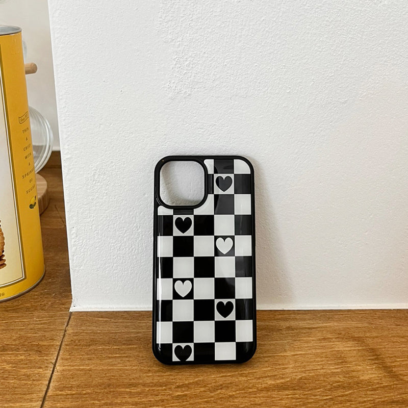 Heart checkerboard epoxy bumper case