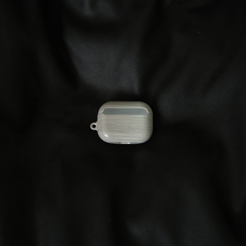 [MADE] blond glossy airpod case (black)