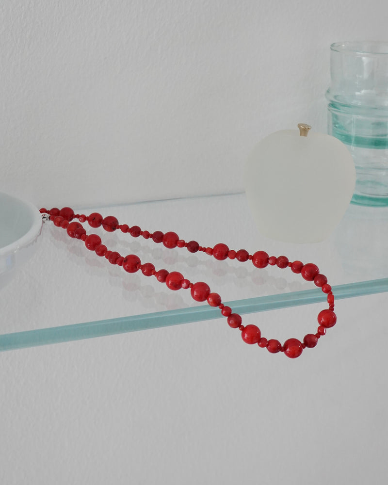 Bold various coral necklace