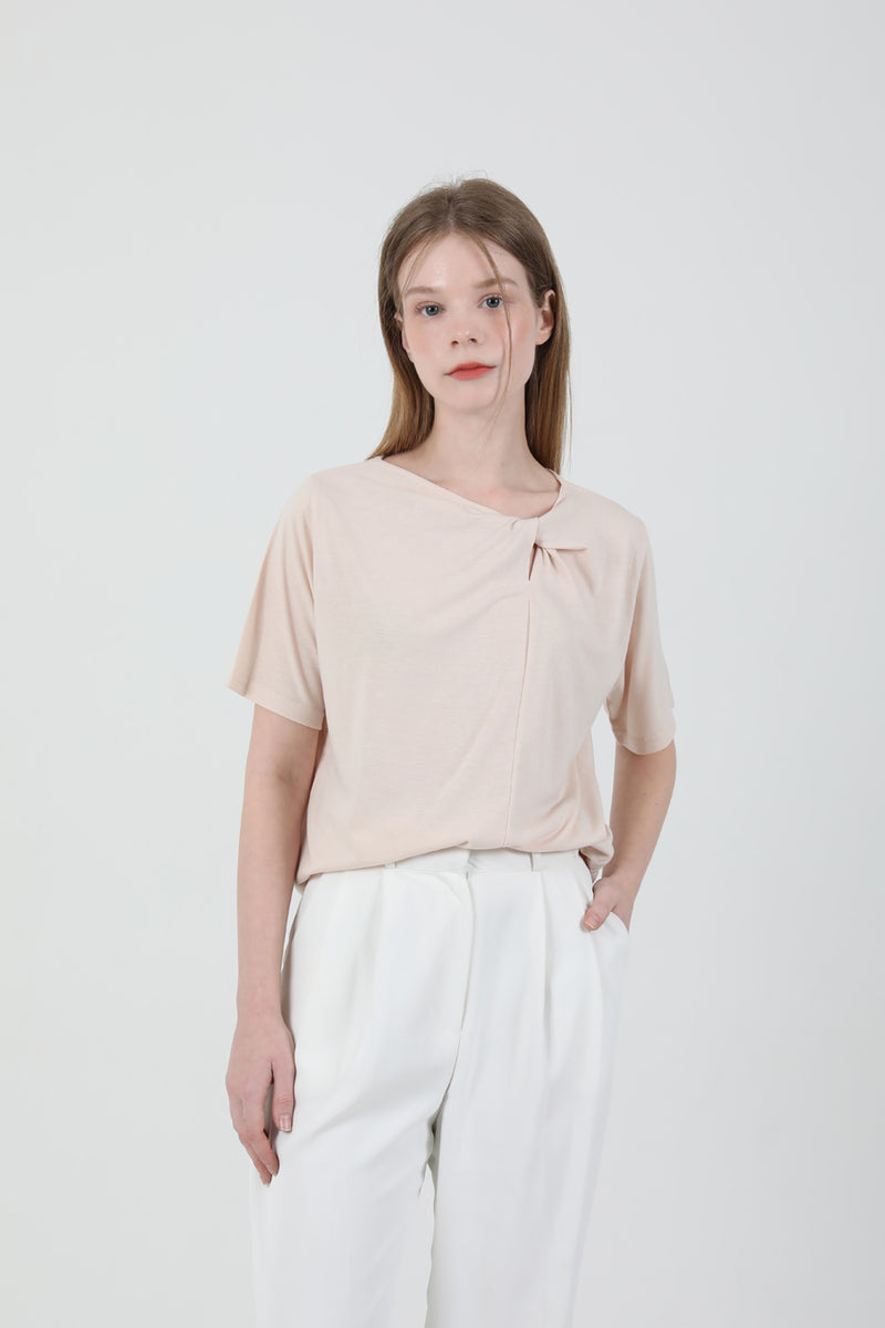 Modern Slit Shirring T-shirt Beige