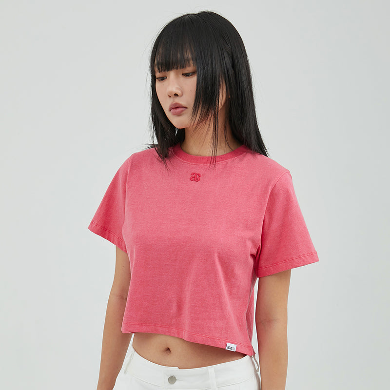 Pigment Logo Embroidery Cropped Short Sleeve T-Shirt pink