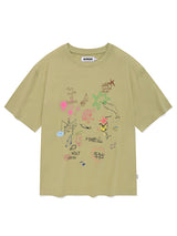 FISHING ART COLLECTION GRAPHIC LOOSE FIT T-SHIRT [LIGHT OLIVE]