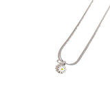 NiRO WHiTE DAiSY SURGiCAL NECKLACE #108