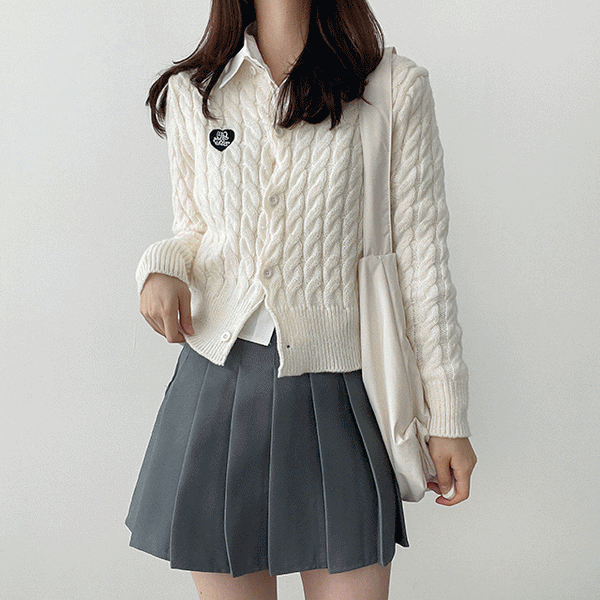 Heart embroidery twisted knit cardigan