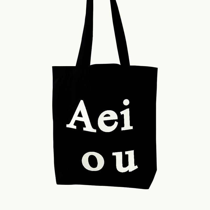 Aeiou ロゴバッグ(綿100%)ブラック