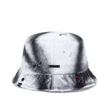 リップドスプレードカスタムボーダーグラフィティーロゴバケットハット / BBD Ripped Sprayed Custom Border Graffiti Logo Bucket Hat (White)