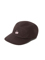 MONO CHERRY LOGO CAMP CAP [BROWN]