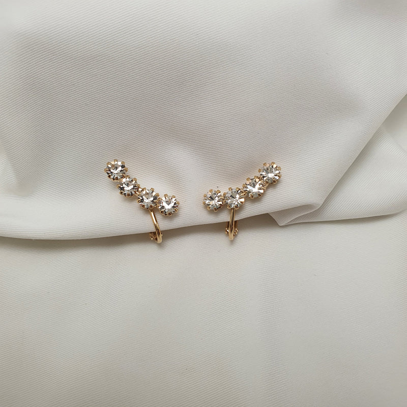 シンプルウィングイヤリング / Simple Wing Earring - Gold Color