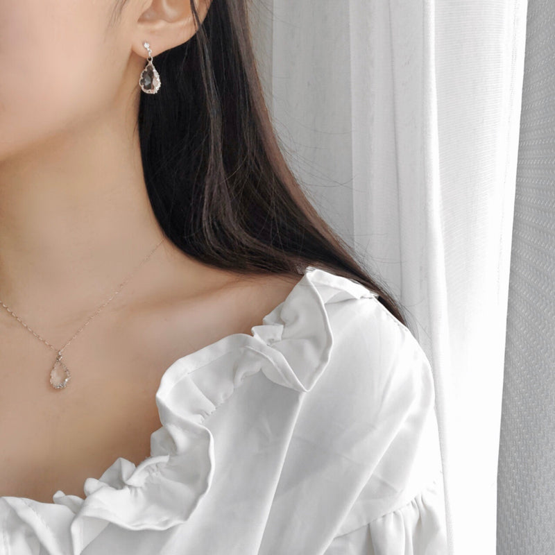 ヨンロンクリスタルイヤリングネックレスセット / Younglong Crystal Earrings  Necklace set – 60% -  SIXTYPERCENT