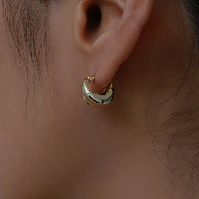 オーバルボリュームイヤリング / oval volume earring