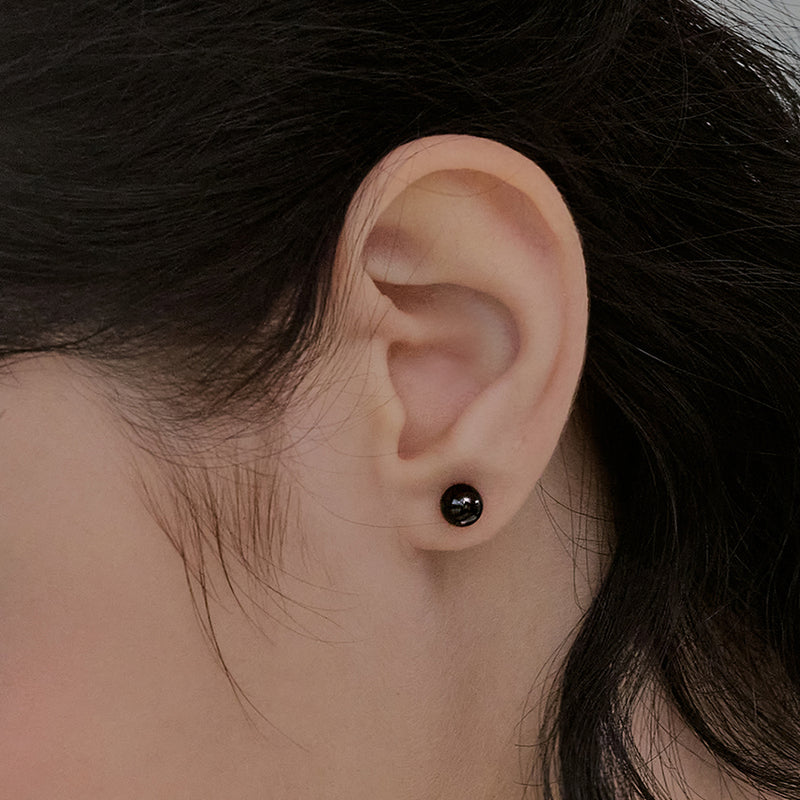 オニキスボールピアス/onyx ball earring