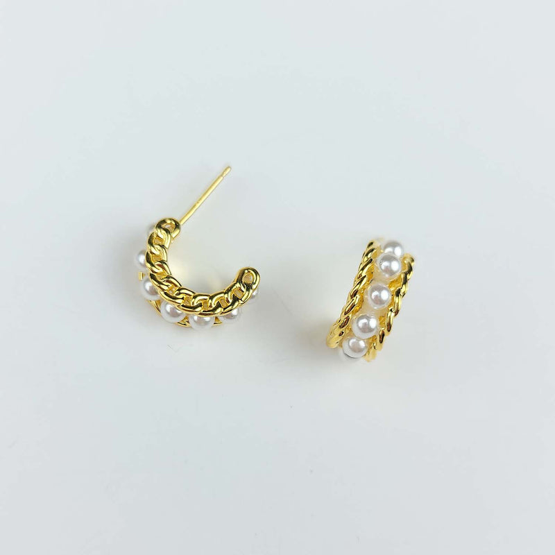 Classic pearl earring (6655441240182)