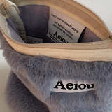 Aeiou Basic Pouch (M size) Whale Fur (6671640395894)