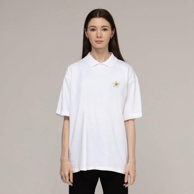 ホワイトフラワースマイルエンブロイダーカラーショートスリーブTシャツ/White Flower Smile Embroidery Collar Short-Sleeved T-Shirt