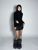 Two button low-rise leather mini skirts (Black)