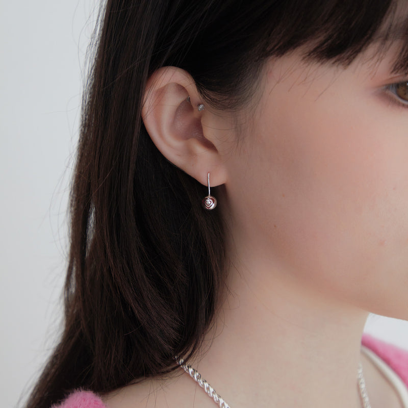 パフィーハートスパークルイヤリング / puffy heart sparkle earring