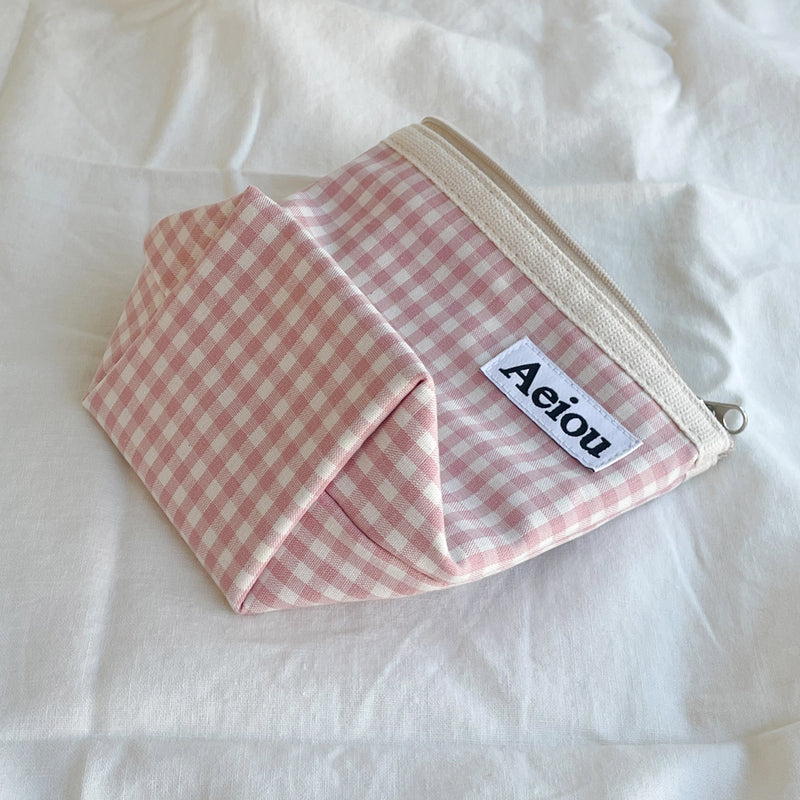 Aeiou Basic Pouch (M size) Cherry Blossom Check
