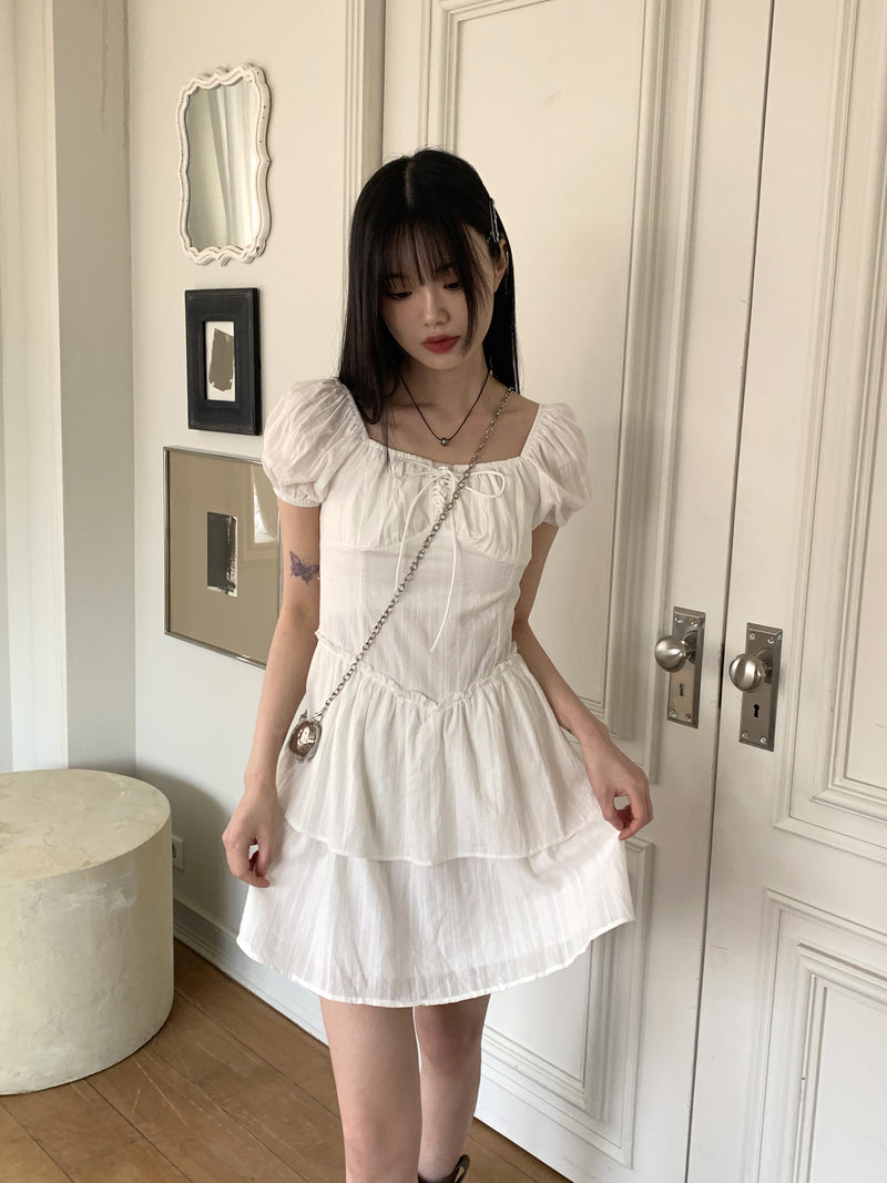 キュートストラップパフ半袖ミニワンピース / Cute Strap Puff Short Sleeve Mini Dress
