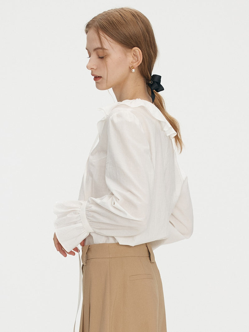 ラッフルネックブラウス/Ruffled neck blouse - Off white