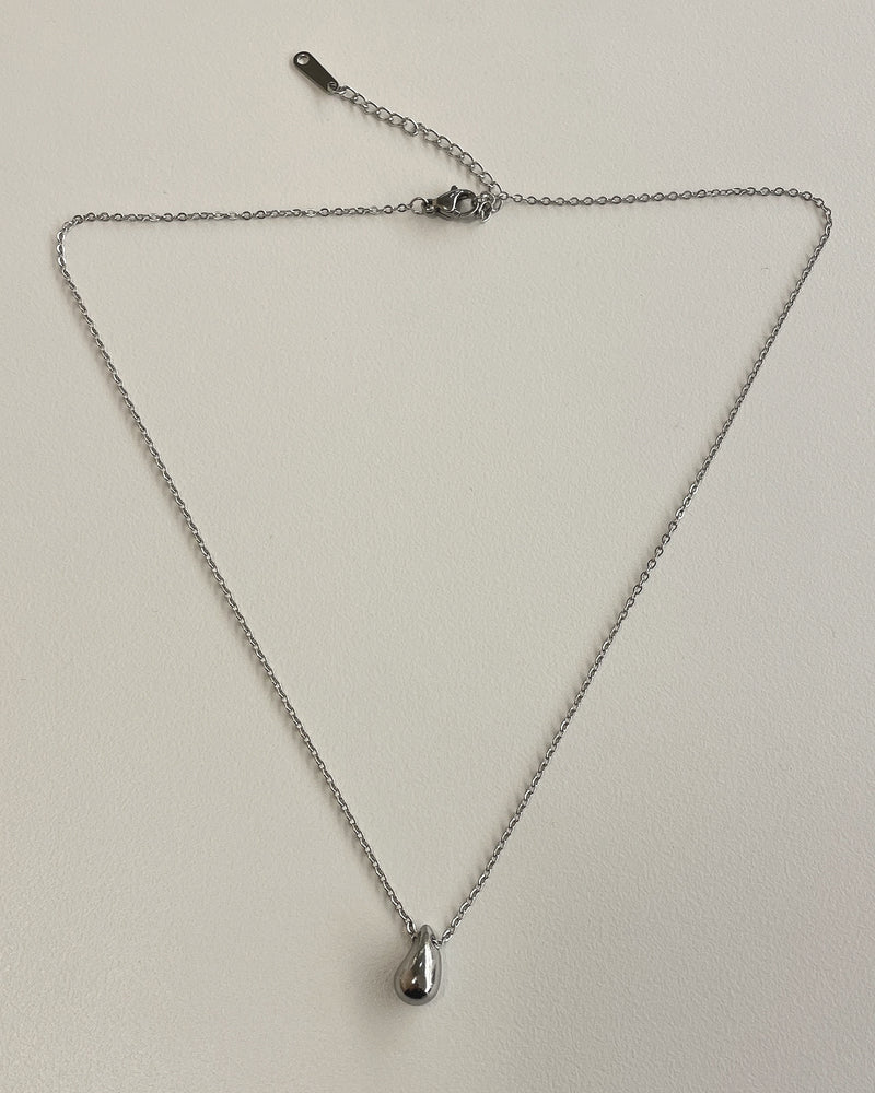 ウォータードロップネックレス / water drop necklace