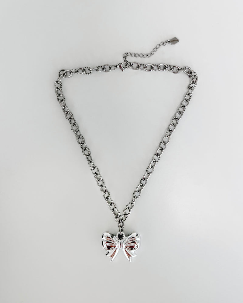 ボールドリボンネックレス / Bold Ribbon Necklace
