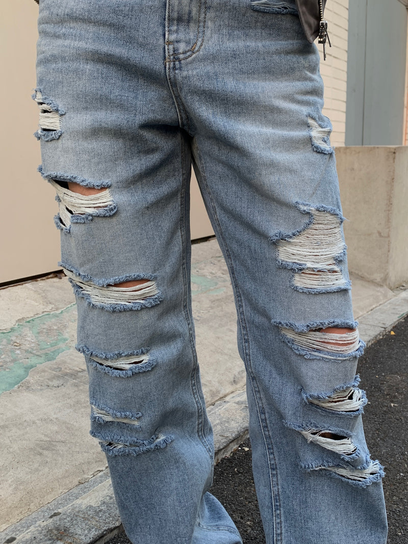 ダーティーデストロイドデニムジーンズ / Dirty Destroyed Denim Jeans