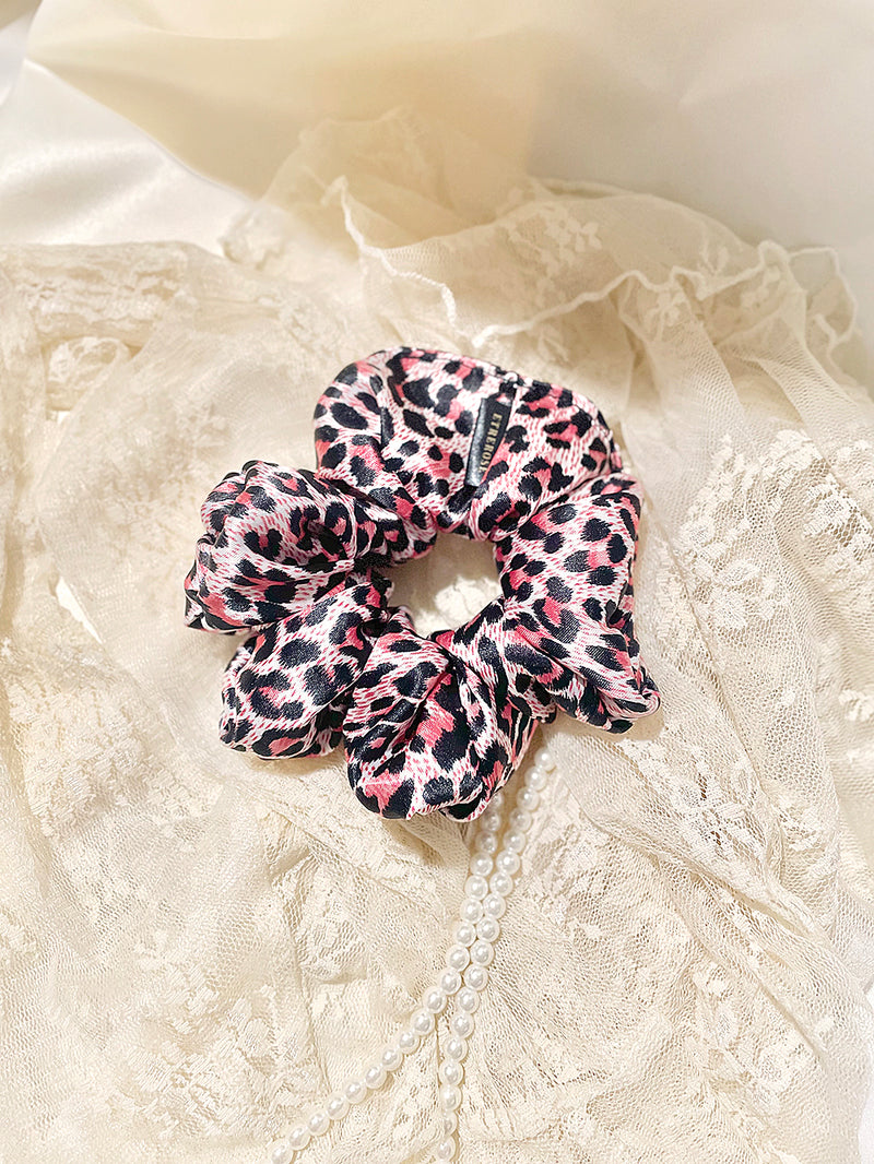 レオパードプリンティングサテンヘアシュシュ (5color) / Leopard Printing Satin Hair Scrunchie (5color)