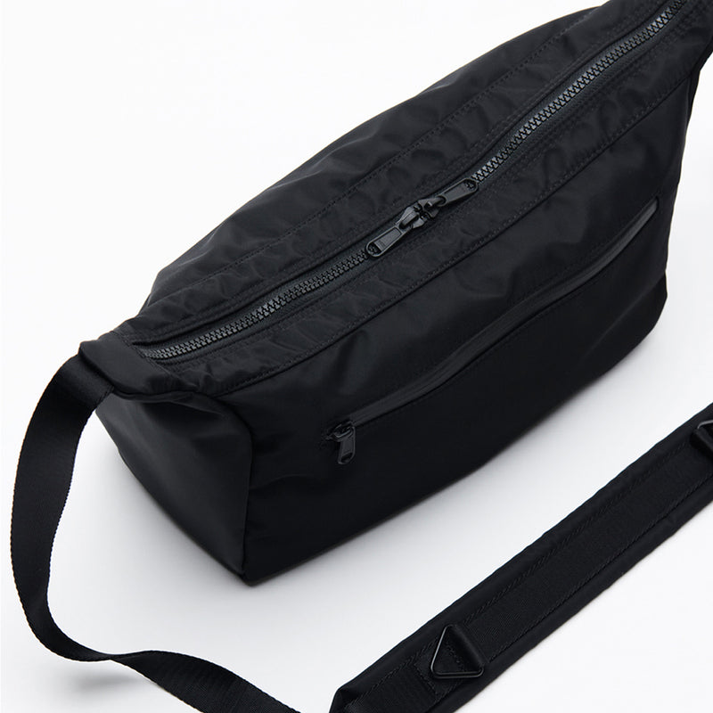 Ark Messenger Bag S (Black)