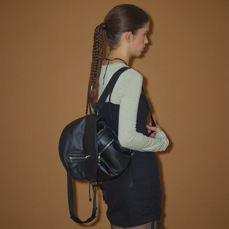 two-way zipper backpack