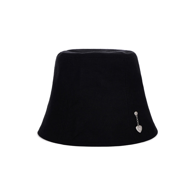 ハートチェーンスタッドリネンバケットハット / Heart Chain Stud Linen Bucket Hat Black