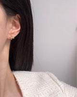 ワンタッチポイントリボンピアス / One-touch Point Ribbon Earrings (2 colors)
