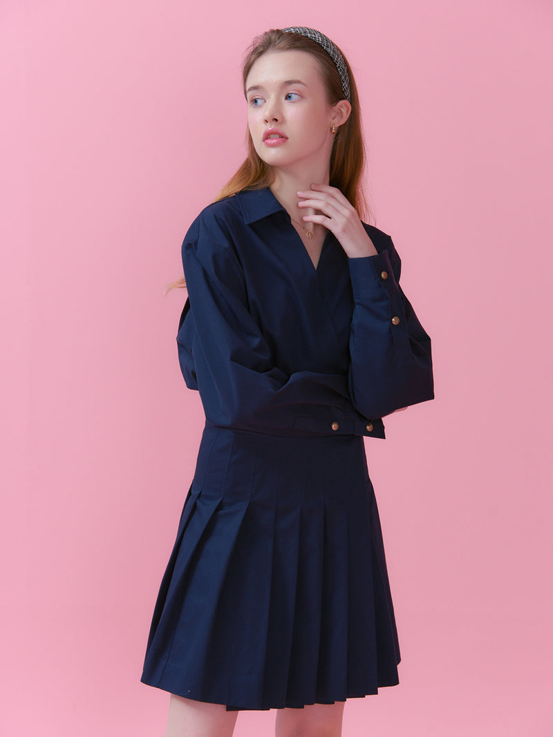 GOLD BUTTON POINT PLEATS WRAP ONEPIECE_NAVY (6612504641654)