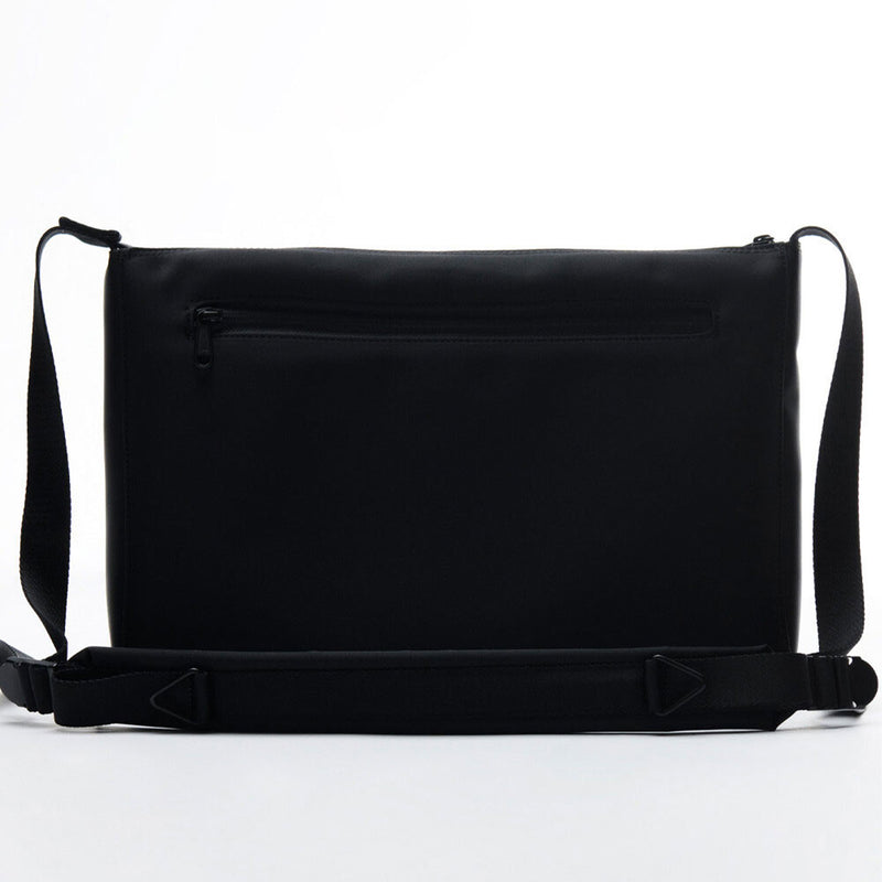 Round Stitch Crossbody Bag L (Black Edition)