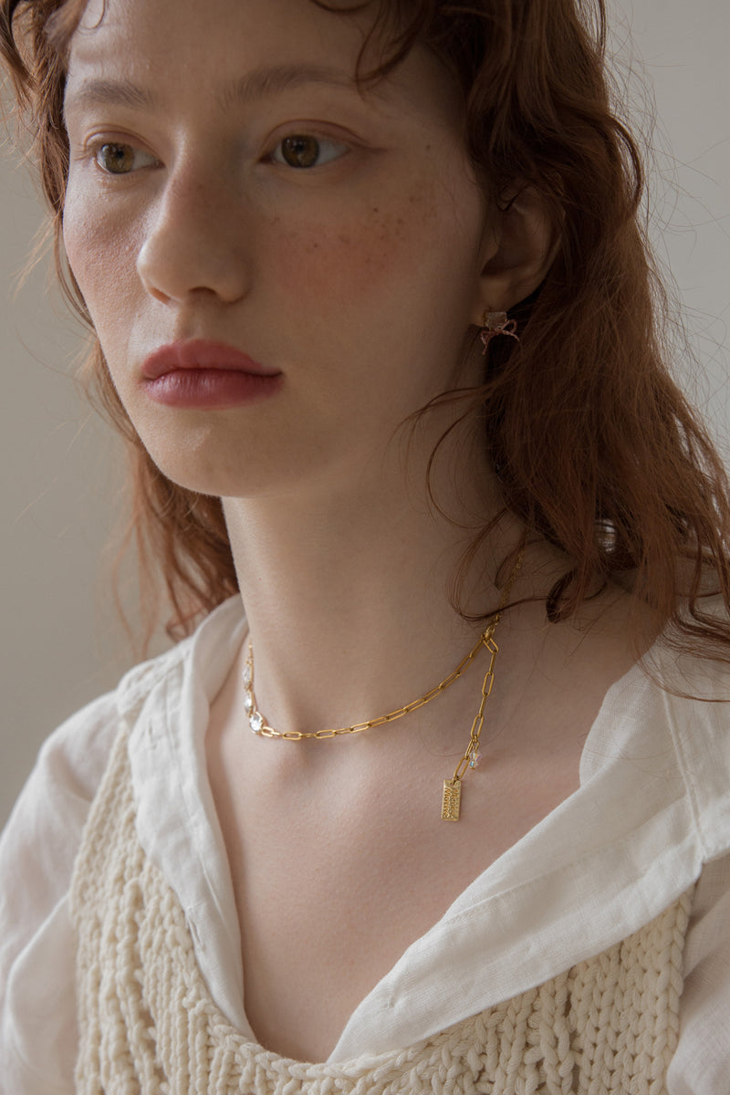 クリスタルペンダントウィズバリアスチェーンネックレス/Crystal pendant with various chain necklace