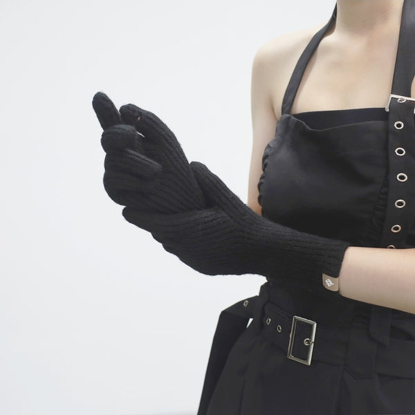 Three-on-touch gloves