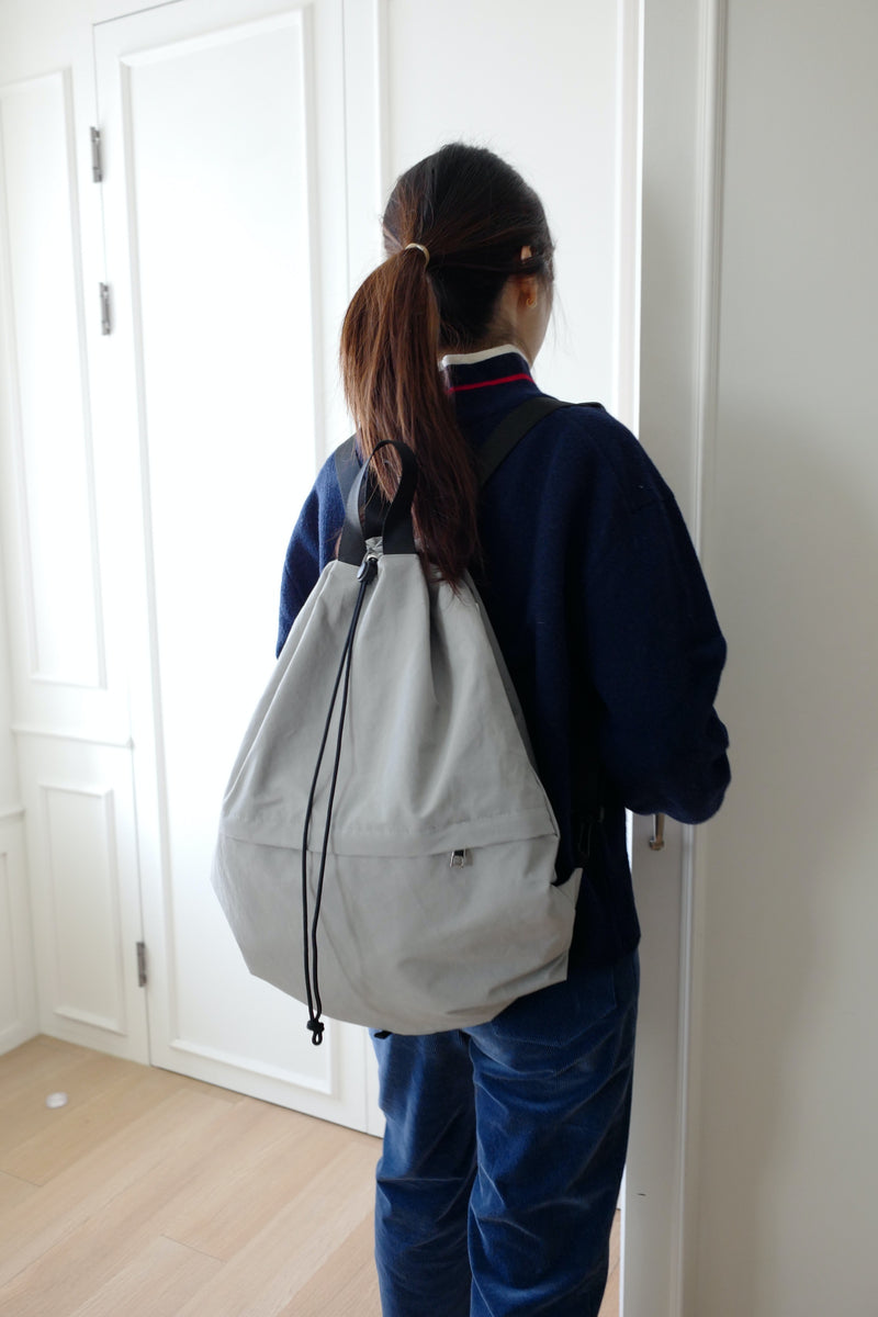 String backpack (Grey)